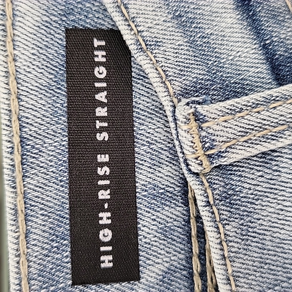 Curve Appeal High-Rise Straight Leg Jeans Contrast Stitching Embroidery Detail - Picture 4 of 11